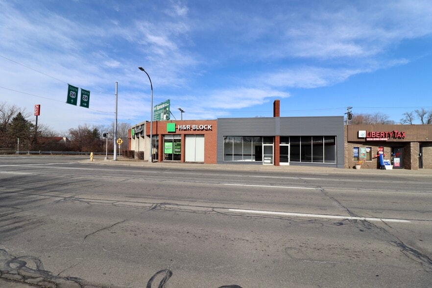 More Photos Of 23946-23948 Michigan Ave, Dearborn Storefront For Sale