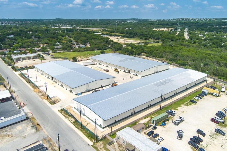 Primary Photo Of 11926 Rail Dr, San Antonio Unknown For Lease