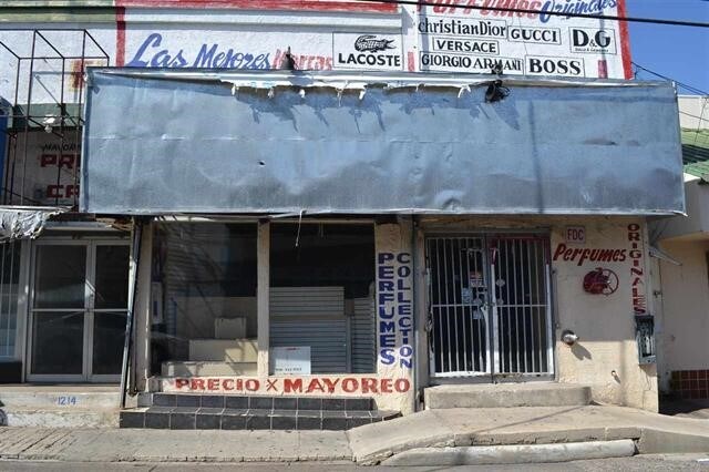 More Photos Of 1218 Zaragoza, Laredo Storefront Retail Office For Sale