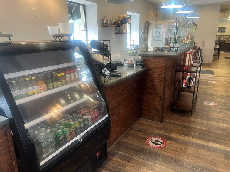 More Photos Of 214-216 Columbus Ave, Pawtucket Restaurant For Sale