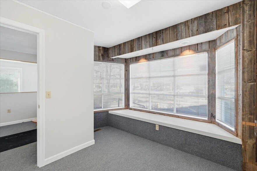 More Photos Of , South Burlington Office For Sale