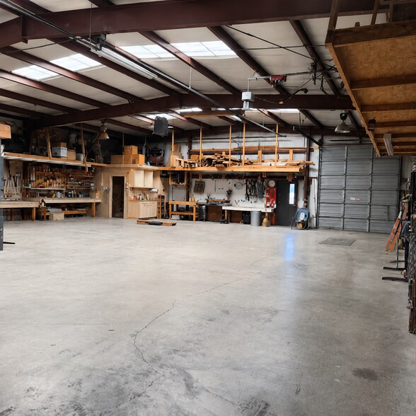 More Photos Of 2409 Commerce St, Amarillo Industrial For Sale