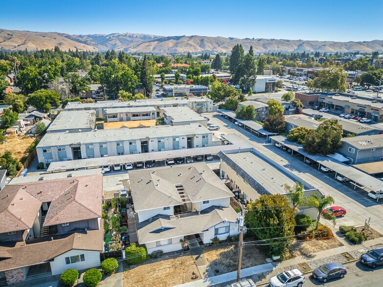 More Photos Of 38870 Bell St, Fremont Apartments For Sale