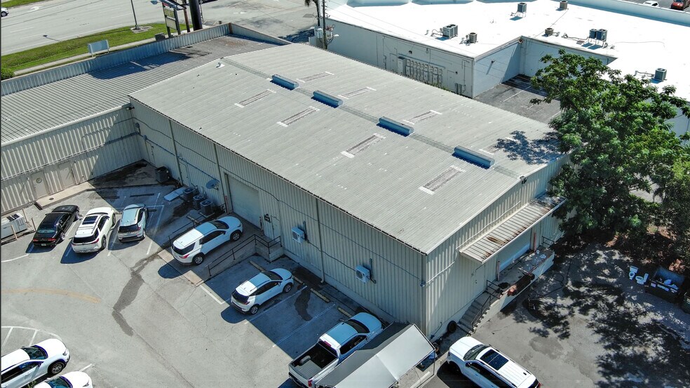 More Photos Of 2182-2188 E Semoran Blvd, Apopka Flex For Lease