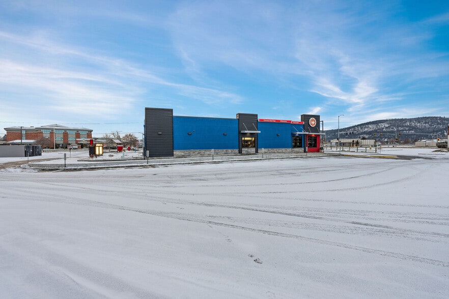 More Photos Of 205 18th St, Kalispell Fast Food For Sale