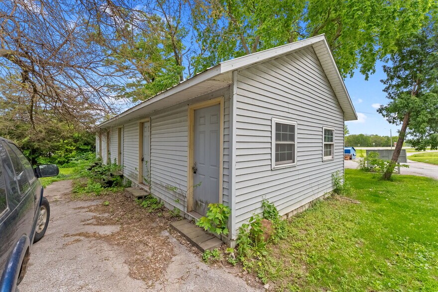 More Photos Of 4105 Nobis Dr, Davenport Manufactured Housing Mobile Home Park For Sale
