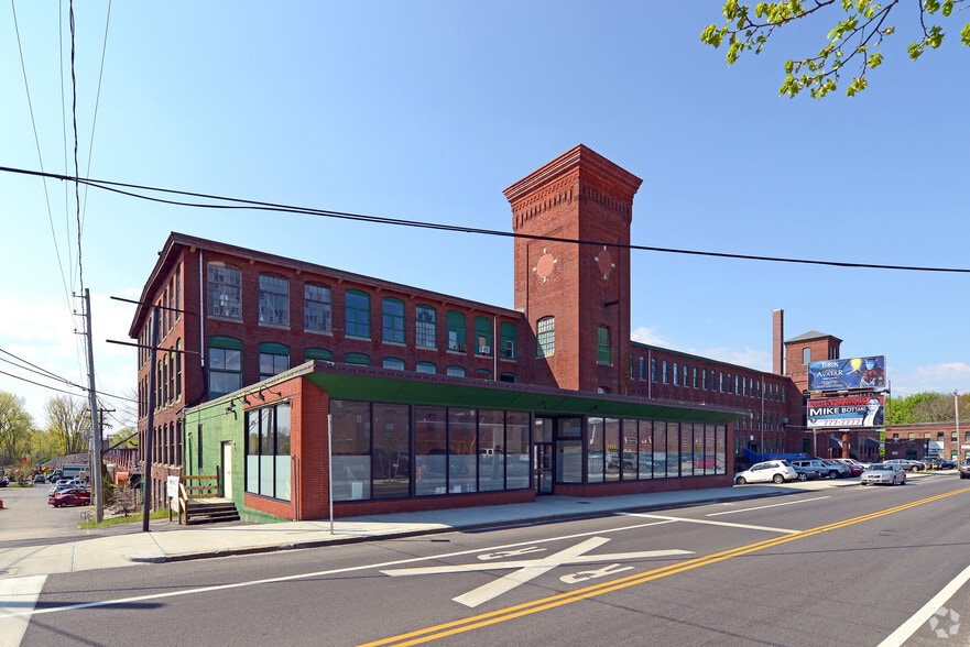 More Photos Of 560 Mineral Spring Ave, Pawtucket Warehouse For Lease