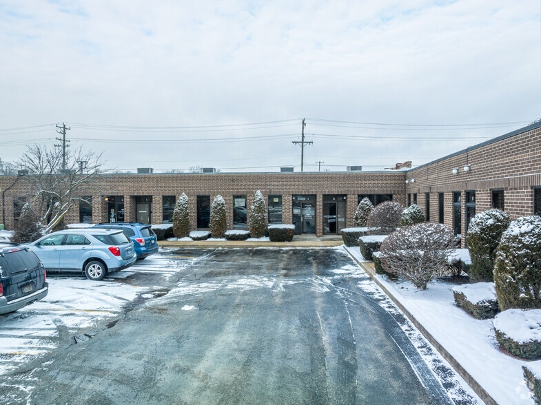 More Photos Of 5120 Belmont Rd, Downers Grove Office For Lease