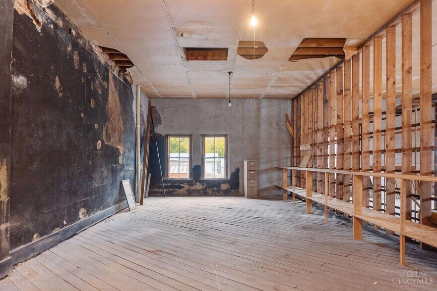 More Photos Of 112 Main St, Ripley General Retail For Sale