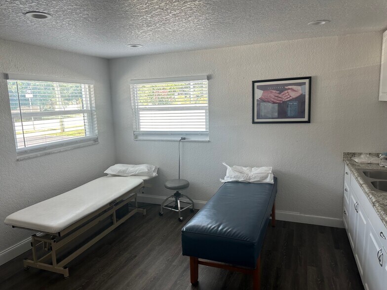 More Photos Of 2385 Tampa Rd, Palm Harbor Coworking Space