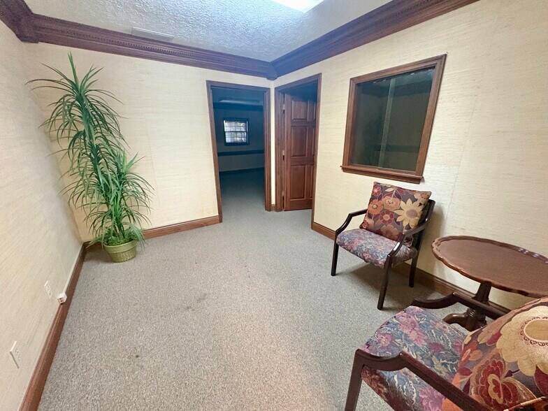 More Photos Of 1485 Commerce Park Dr, Tipp City Medical For Sale