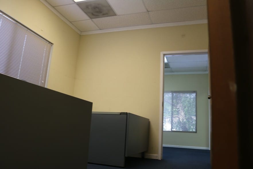 More Photos Of 808 Commerce Blvd, Riverdale Medical For Sale