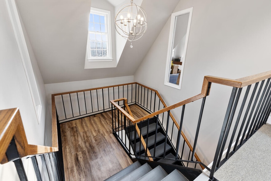 More Photos Of 271 Lincoln St, Lexington Office For Lease