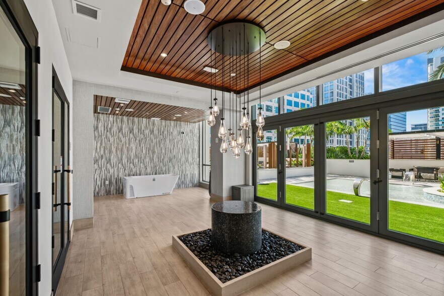 More Photos Of 201 SE 6th Ave, Fort Lauderdale Apartments For Lease