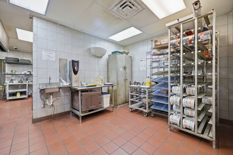 More Photos Of 167 US Highway 64 W, Plymouth Restaurant For Sale