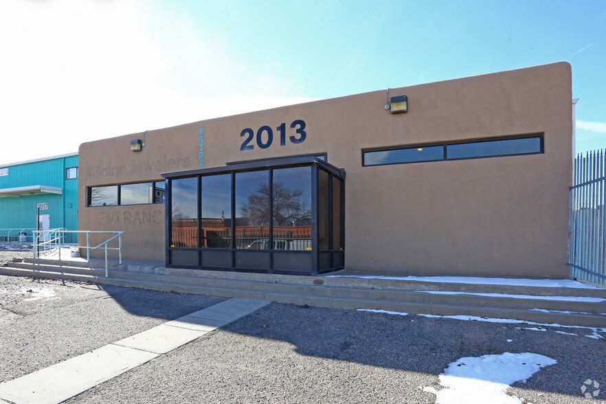 Primary Photo Of 2013 Ridgecrest Dr, Albuquerque Storefront Retail Office For Sale