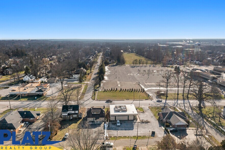 More Photos Of 1515 E Market St, Warren Medical For Lease