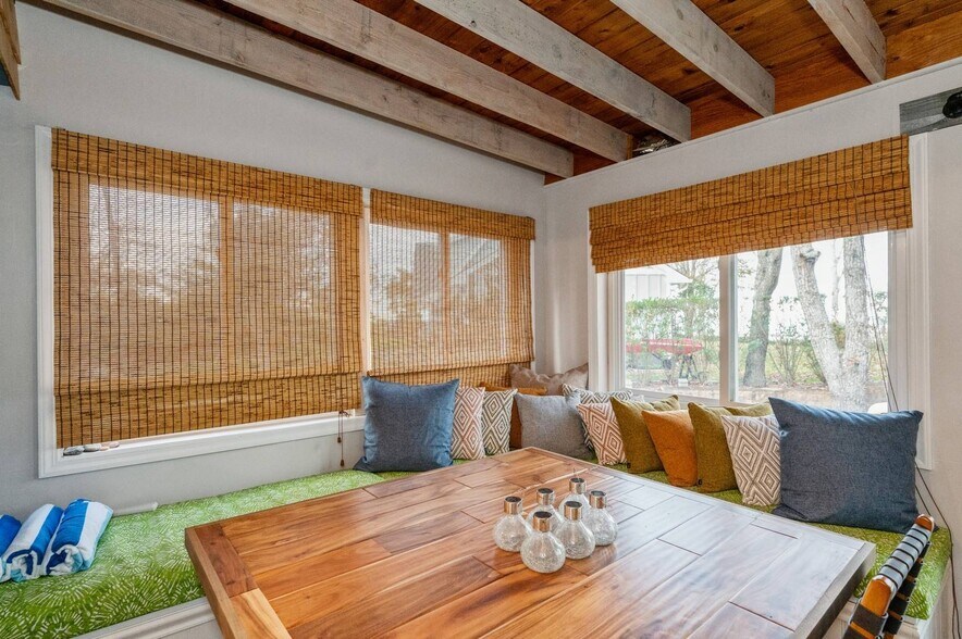 More Photos Of 14 E Landing Rd, Hampton Bays Multifamily For Sale