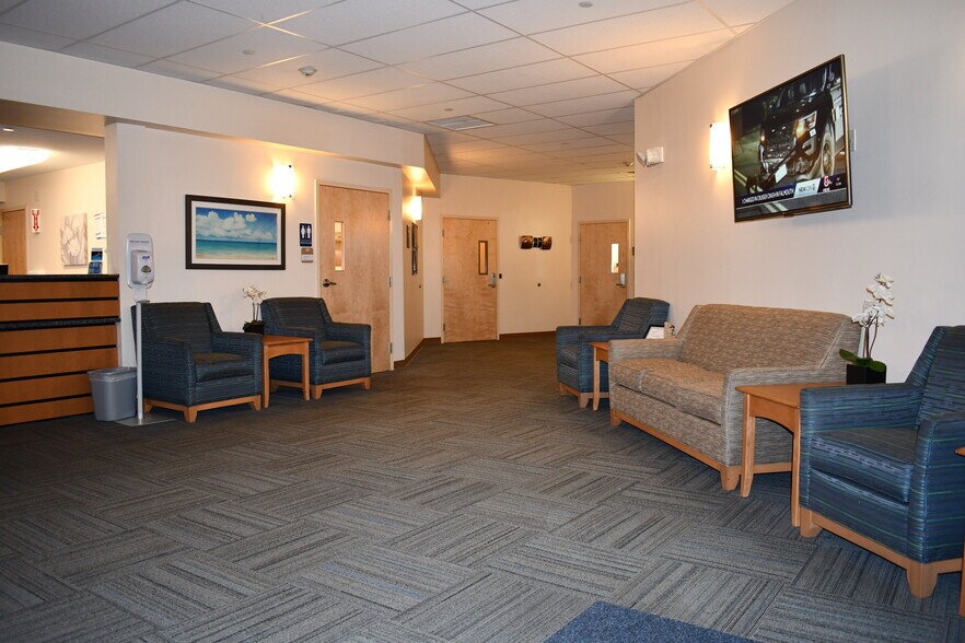 More Photos Of 140 Queen City Ave, Manchester Rehabilitation Center For Sale