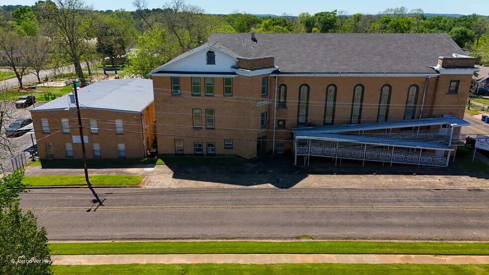 More Photos Of 247 S Barron St, Rusk Religious Facility For Sale