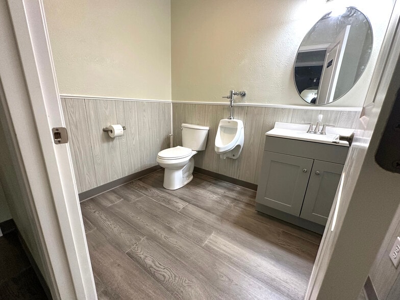 More Photos Of 4300 Evora Rd, Pittsburg Warehouse For Lease