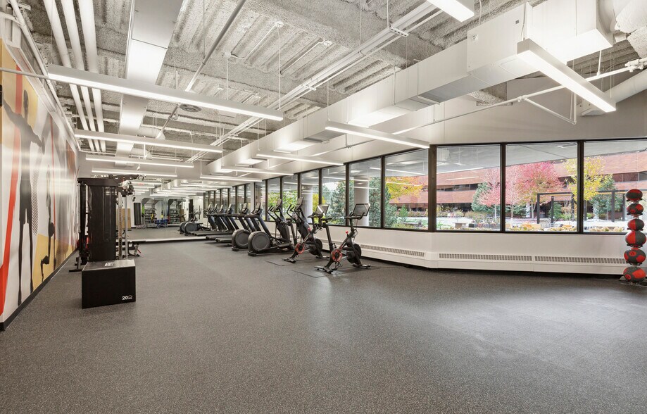 More Photos Of 7900 W 78th St, Edina Unknown For Lease