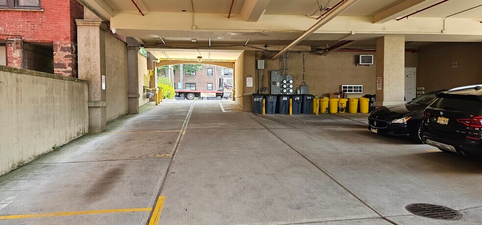 More Photos Of 507 Broad Ave, Palisades Park Storefront Retail Residential For Sale