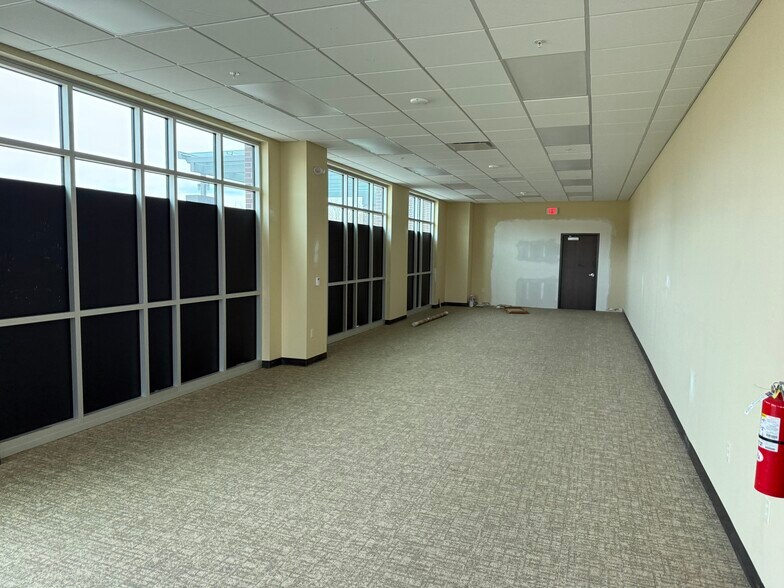 More Photos Of 4025 Westmark Dr, Dubuque Office For Sale