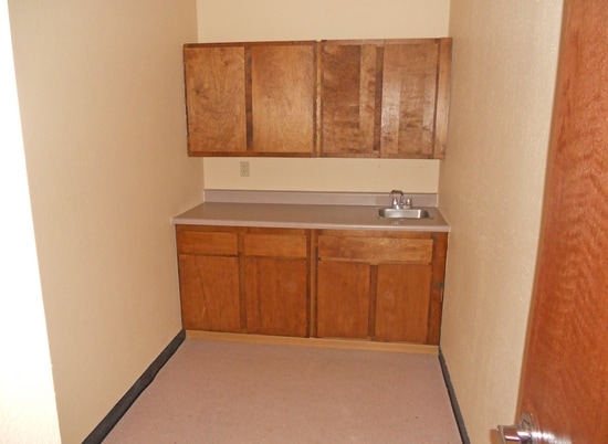 More Photos Of 518 Chelton Pl, Colorado Springs Office For Lease