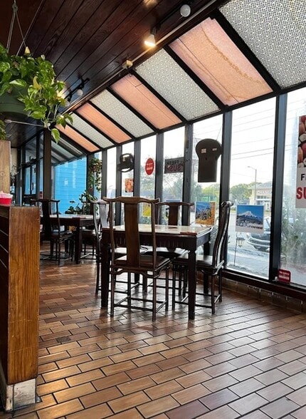More Photos Of 660 Alderman Rd, Palm Harbor Fast Food For Sale