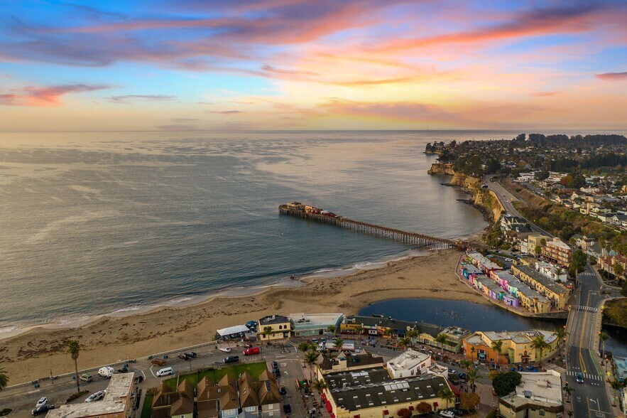More Photos Of 518 Capitola Ave, Capitola Multifamily For Sale