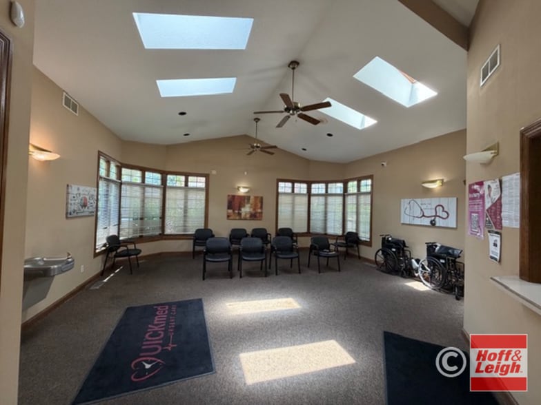 More Photos Of 1037 N Main St, Akron Office For Lease