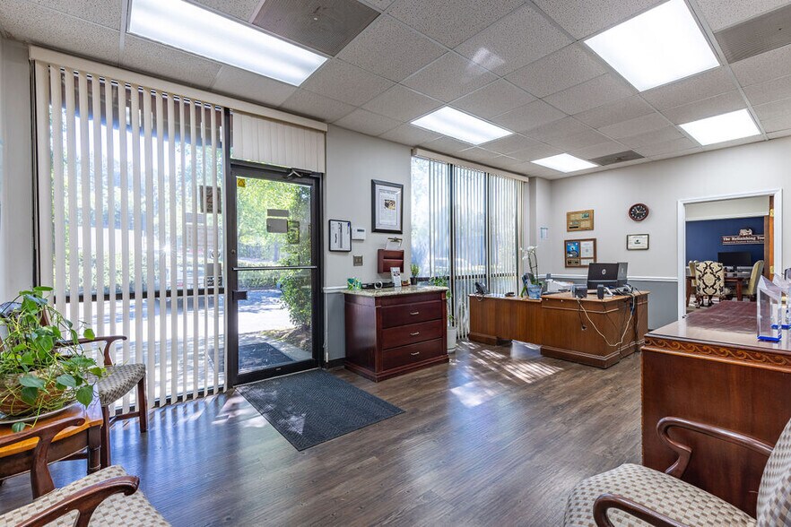 More Photos Of 9350 Industrial Ter, Alpharetta Warehouse For Sale