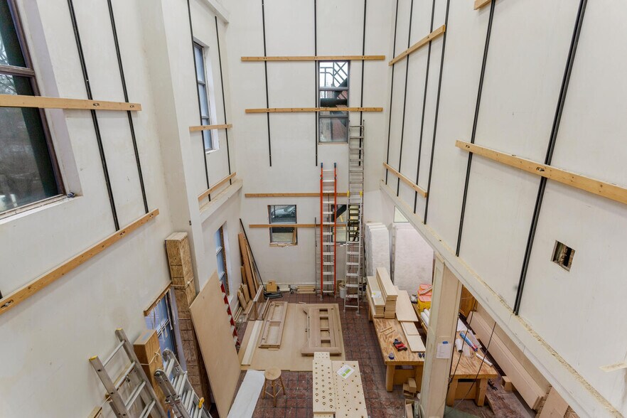 More Photos Of 112 W Hill St, Champaign Multifamily For Sale