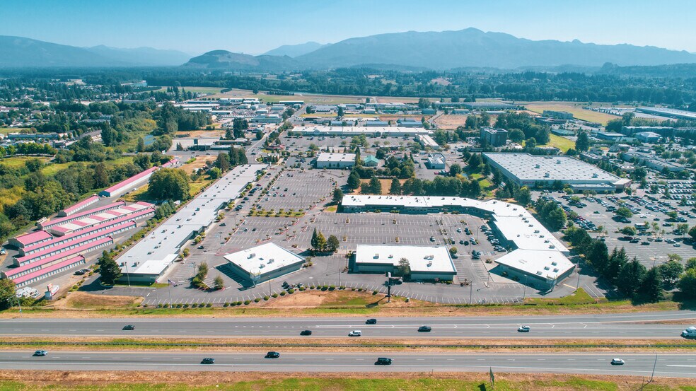 More Photos Of 448 Fashion Way, Burlington Unknown For Lease