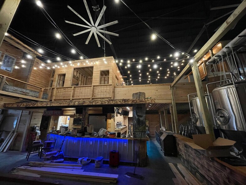 More Photos Of 61 Depot St, Bryson City Restaurant For Sale