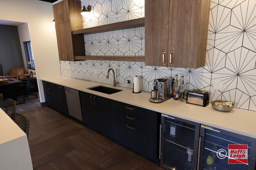 More Photos Of 5271 S Quebec St, Greenwood Village Office For Lease