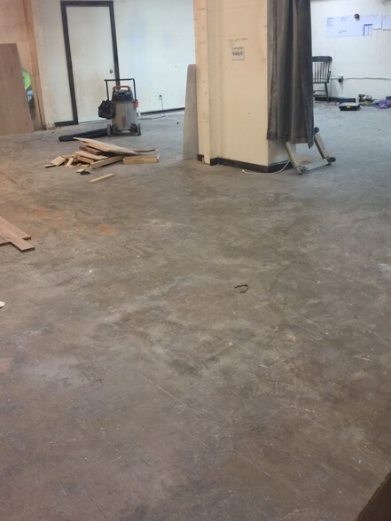 More Photos Of 8418 Broadway St, San Antonio Service For Lease