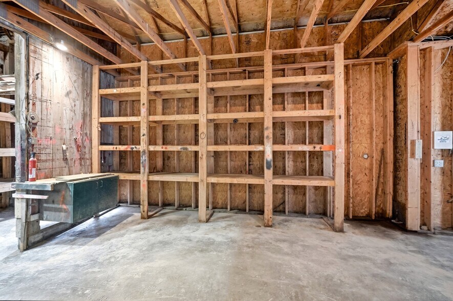 More Photos Of 8177 S Route 48, Maineville Office For Sale