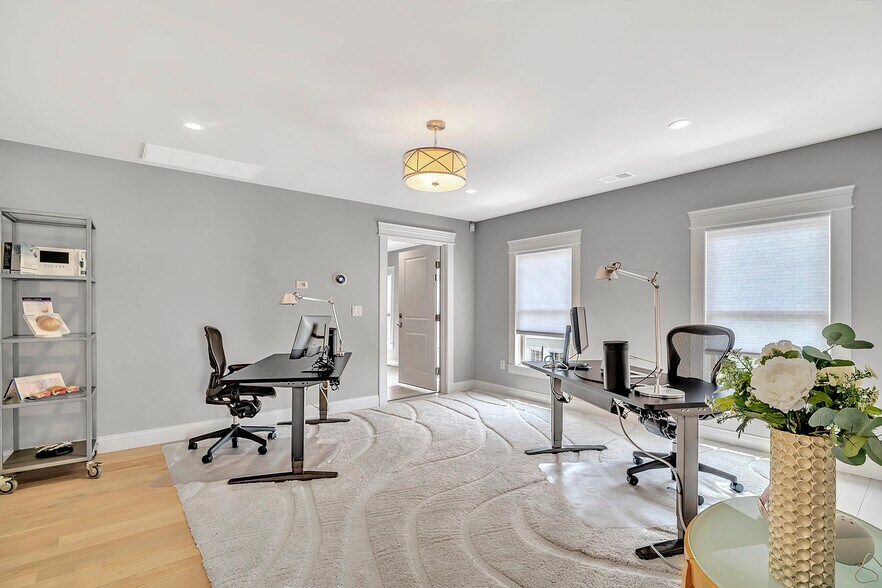 More Photos Of 131 Main St, White House Station Office Residential For Sale