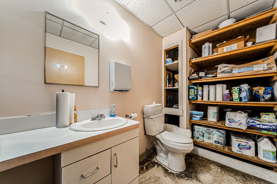 More Photos Of 3525 Warren Rd, Cleveland Storefront For Sale