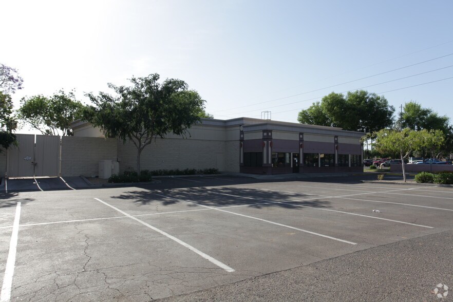 More Photos Of 5715-5775 W Bell Rd, Glendale Unknown For Lease