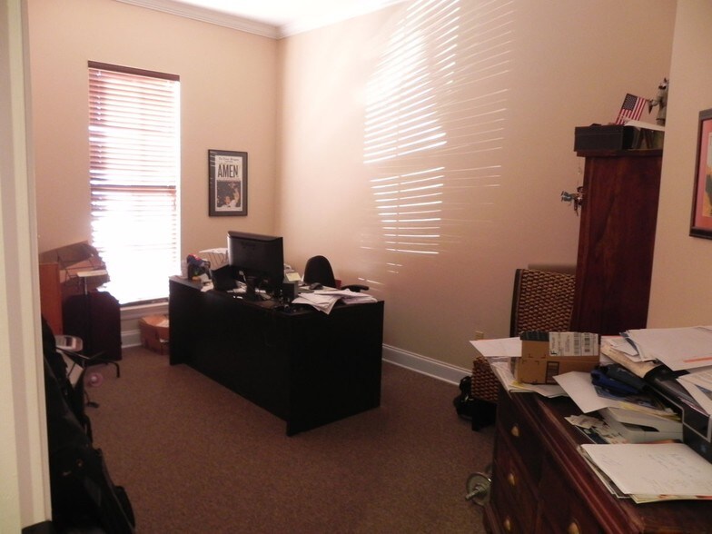More Photos Of 4451 Bluebonnet Blvd, Baton Rouge Office For Lease