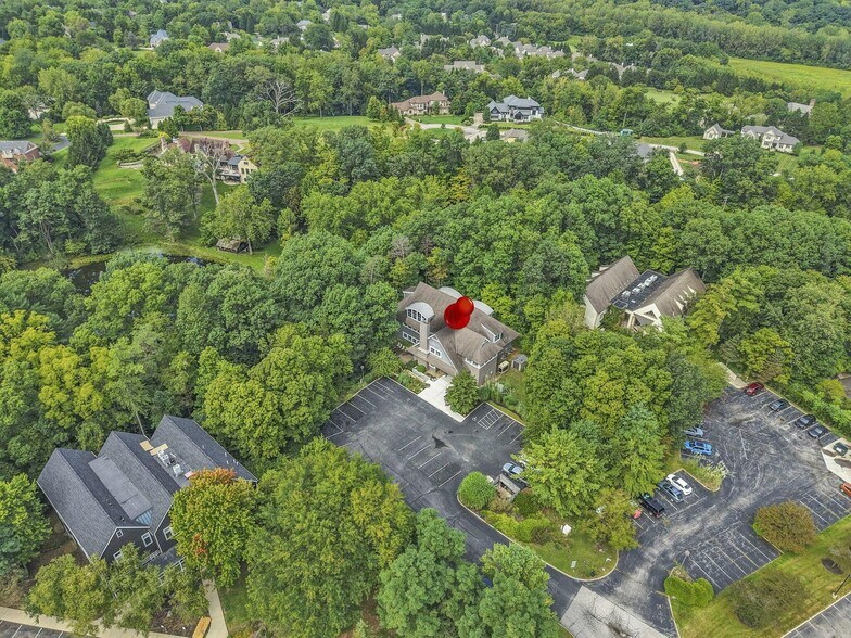 More Photos Of 1480 Manning Pky, Powell Loft Creative Space For Sale