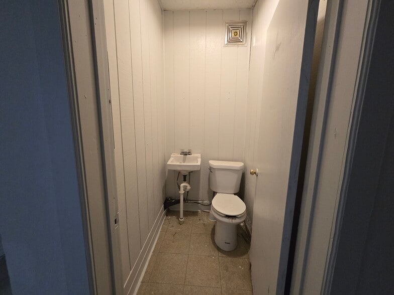 More Photos Of 511-515 Dewey Ave, Rochester Apartments For Sale