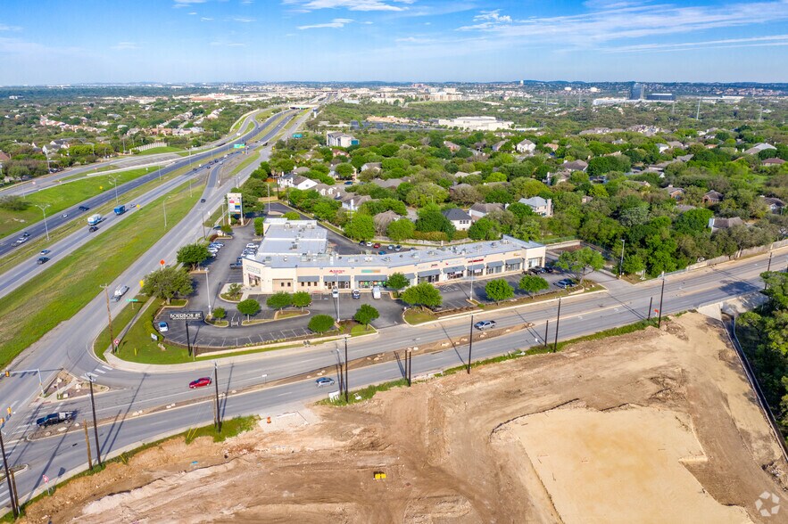 More Photos Of 2815 N Loop 1604, San Antonio Storefront For Lease
