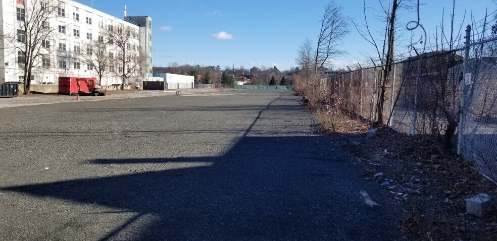 More Photos Of , New Haven Unknown For Sale