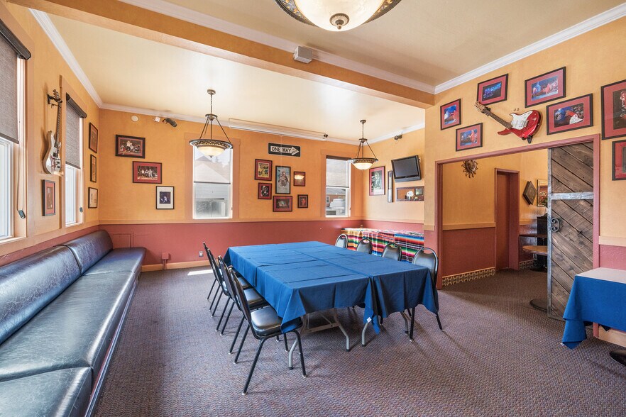 More Photos Of 2009 Bridgeway, Sausalito Restaurant For Lease