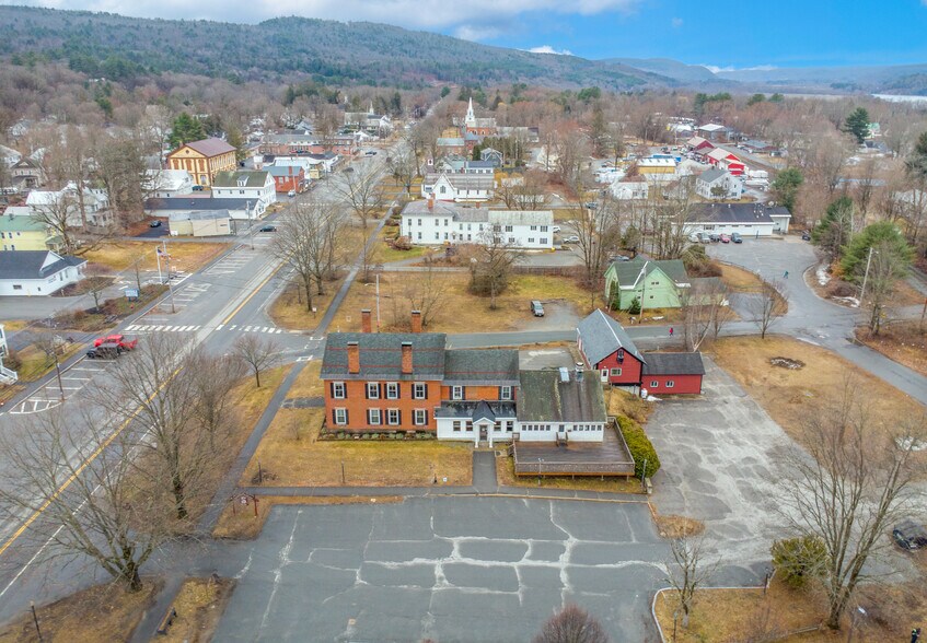 More Photos Of 122 Main St, Charlestown Restaurant For Sale