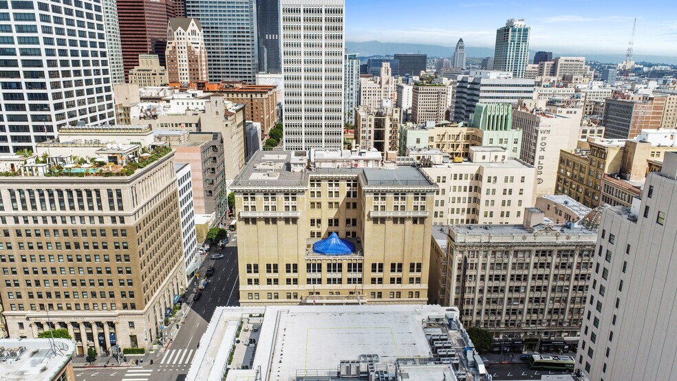 More Photos Of 431 W 7th St, Los Angeles Hotel For Lease